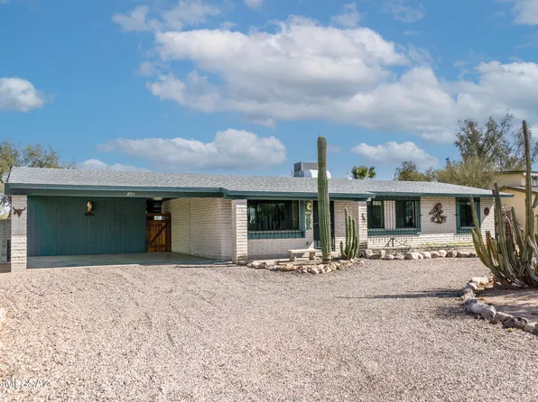 2711 W Calle Del Santo, Tucson, AZ 85741