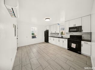 359 Park Ave #1, Bridgeport, CT 06604