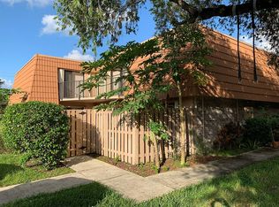 1404 SW 110th Way, Davie, FL 33324