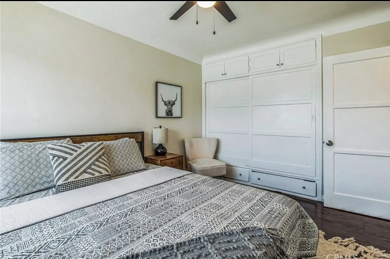 2 bed, 1350 sqft, $4,200 — Photo 2