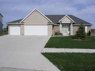 13602 Falcon Ridge Cv, Fort Wayne, IN 46845