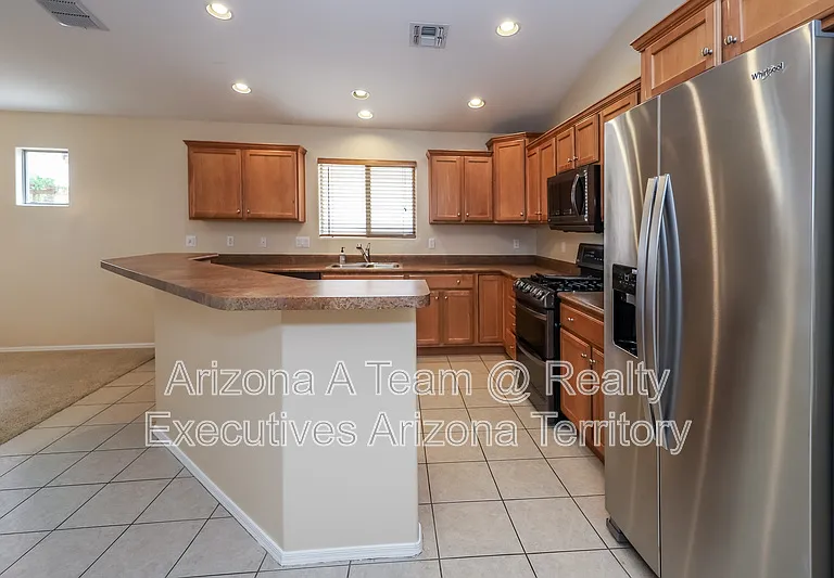 10489 E Bonpland Willow Dr — Photo 8