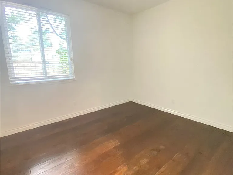 2510 Renata Ct — Photo 17