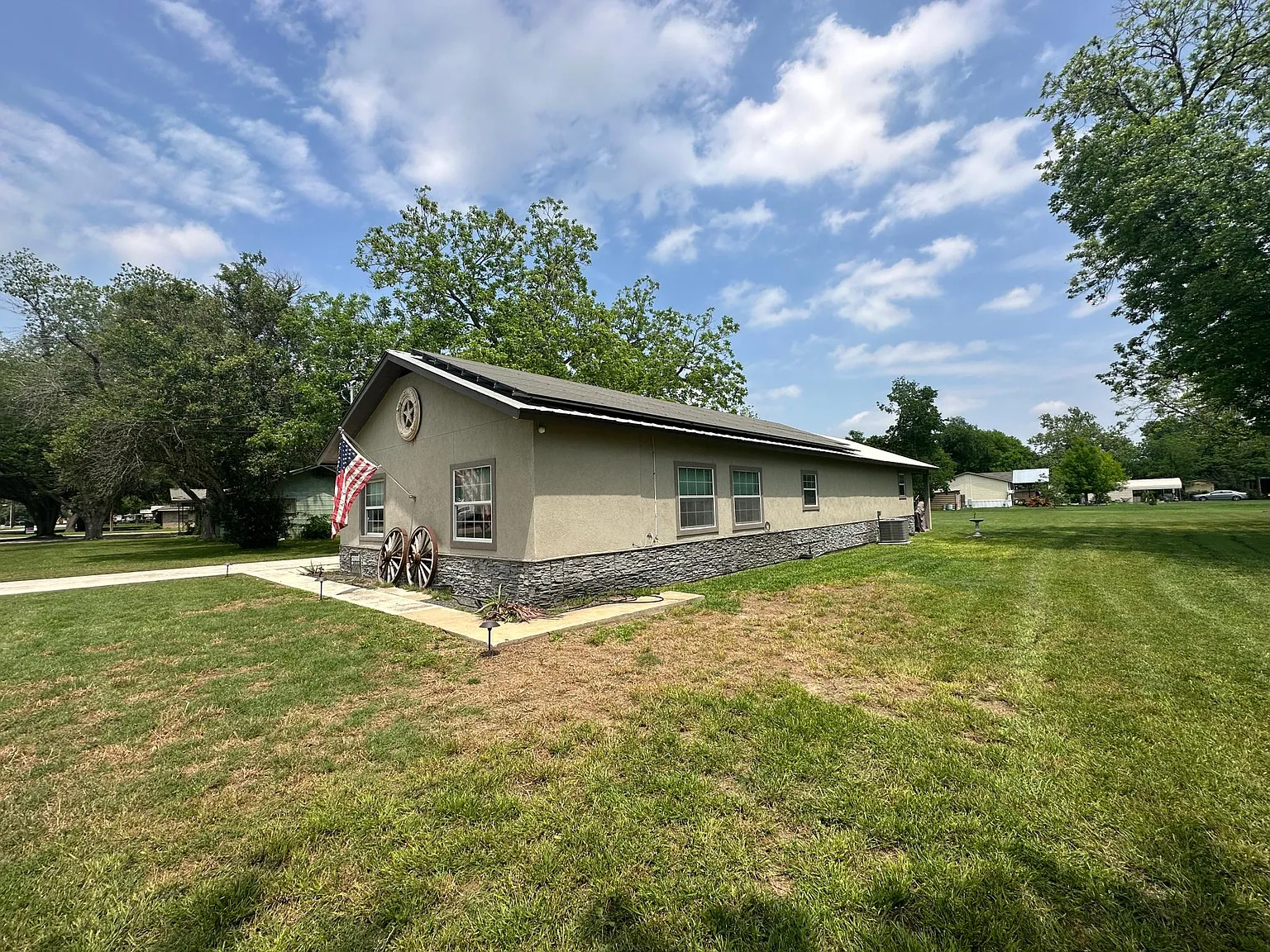 509 Reiley Rd — Photo 1