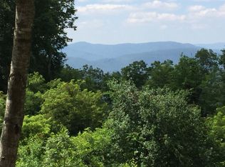 181 Ebby Rdg, Fairview, NC 28730