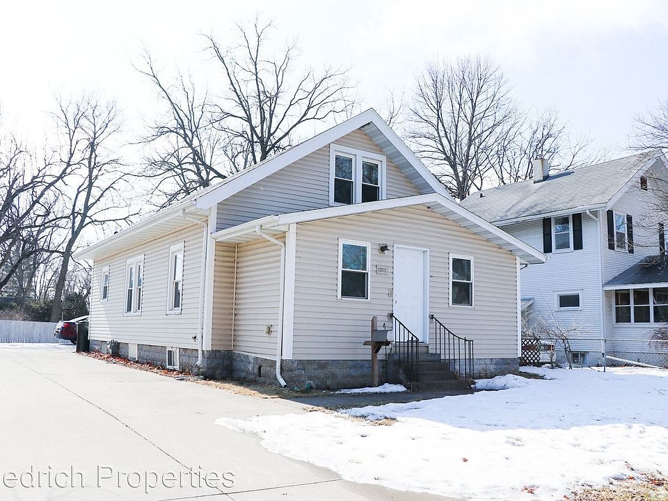 1st image of 1212 Lincoln Way