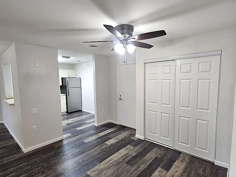 Evia Apartments — Photo 58