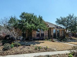 3228 Sugarbush Dr, Carrollton, TX 75007