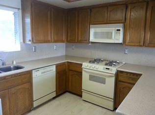 12863 Rain Shadow Rd, Victorville, CA 92395