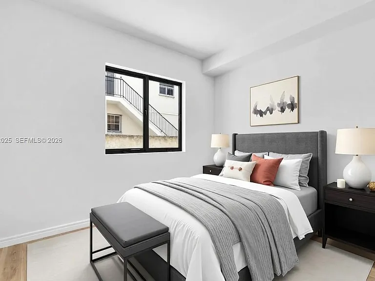 753 NW 30th St #3 — Photo 9
