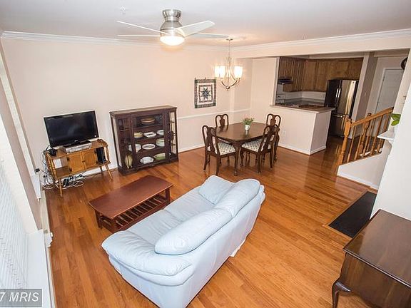 3rd image of 4634 Battenburg Ln #631
