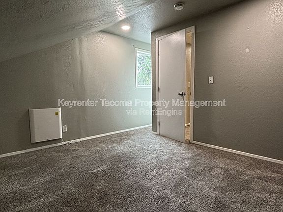 2nd image of 1302 E 40th St Unit 5