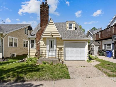 357 21st St SE, Cedar Rapids, IA, 52403