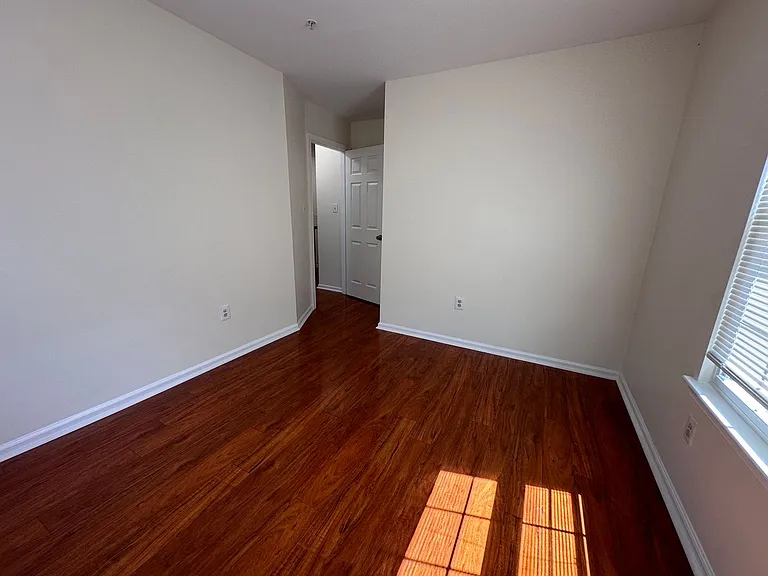 6913 Malachite Pl — Photo 29
