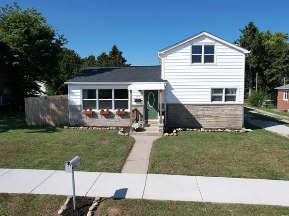 202 N Washington Ave, Fowler, IN 47944