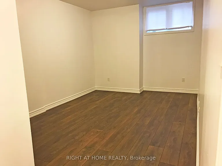 201 Pine Grove Rd #413 — Photo 7