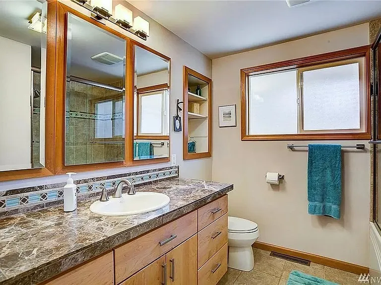 8630 Holly Ln — Photo 19