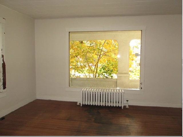 1st image of 109 E Van Buren St