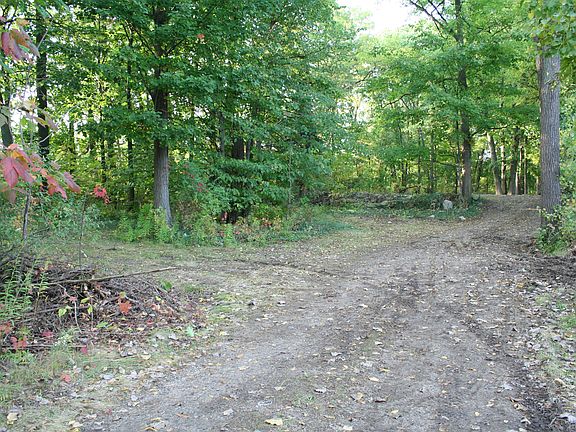 Facing North, middle of prop