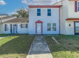 2817 Eric Ct, Chesapeake, VA 23323