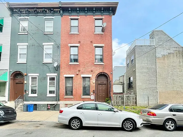 1601 Brown St #2 — Photo 16