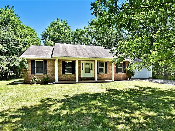 2nd image of 71 Mountain Dr