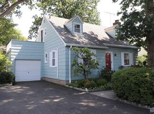 14 Ruskin Rd, Fair Lawn, NJ 07410