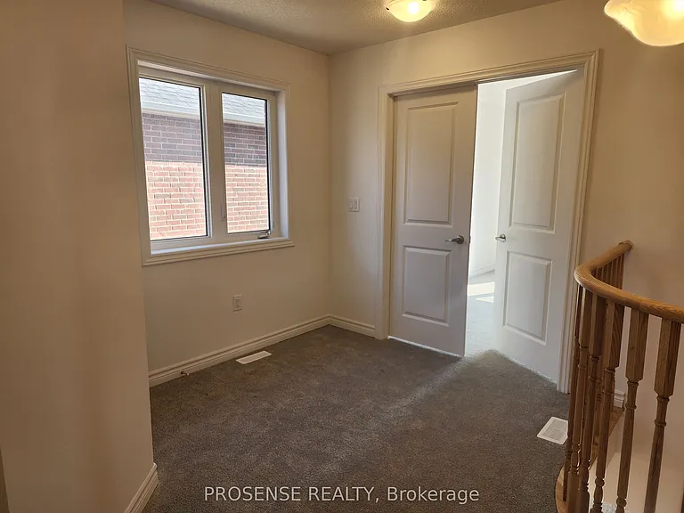 435 Van Dusen Ave — Photo 32
