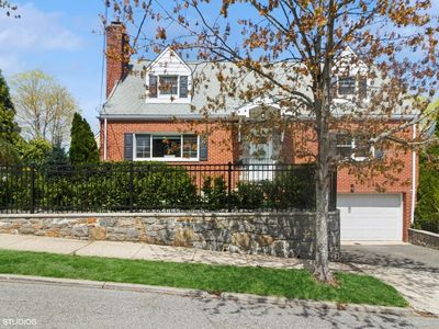 308 Travers Avenue, Mamaroneck, NY, 10543