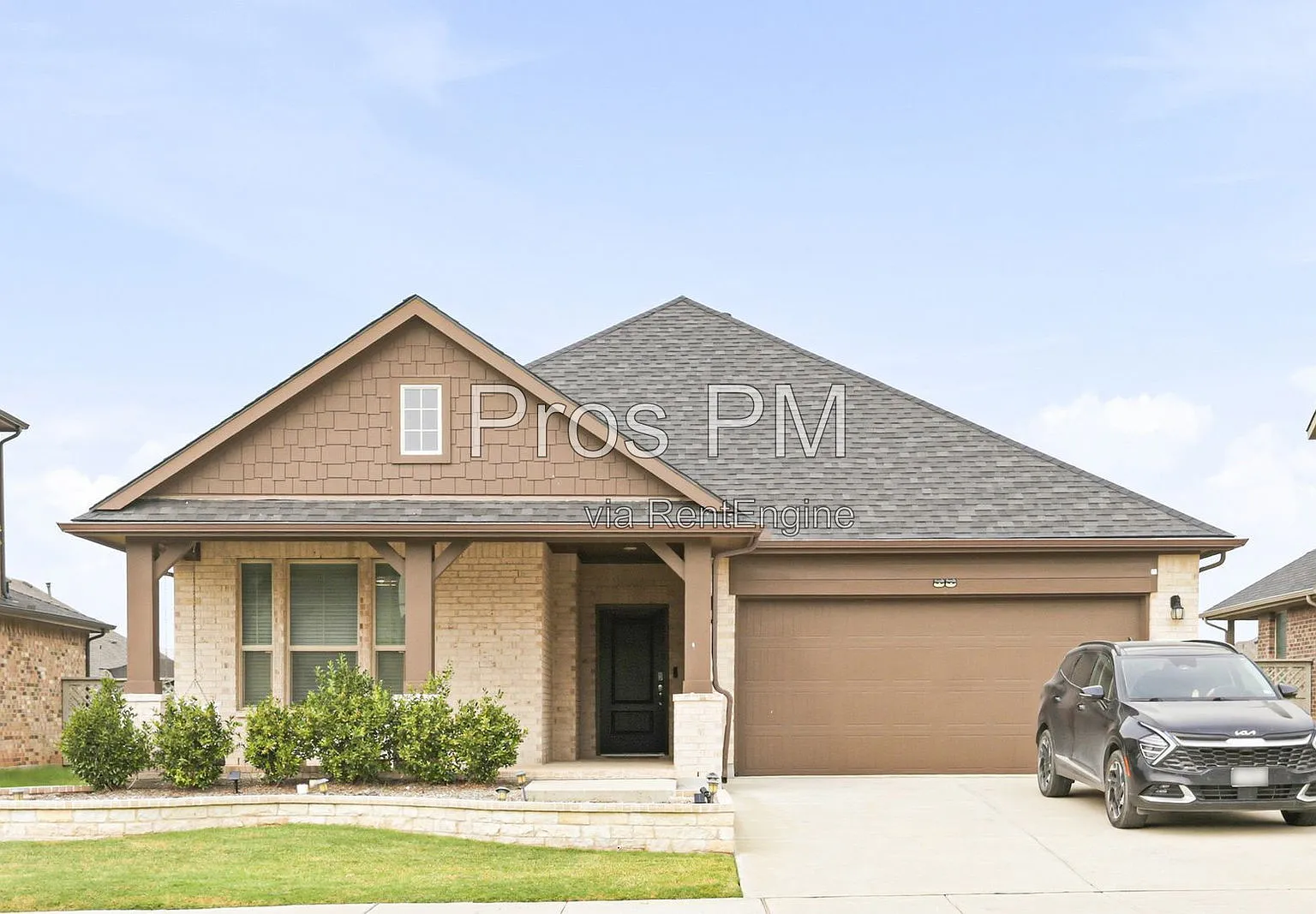 4 bed, 2.0 bath, 2214 sqft, $2,999 — Photo 1