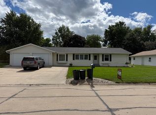 511 E Kildare Dr, Oneill, NE 68763