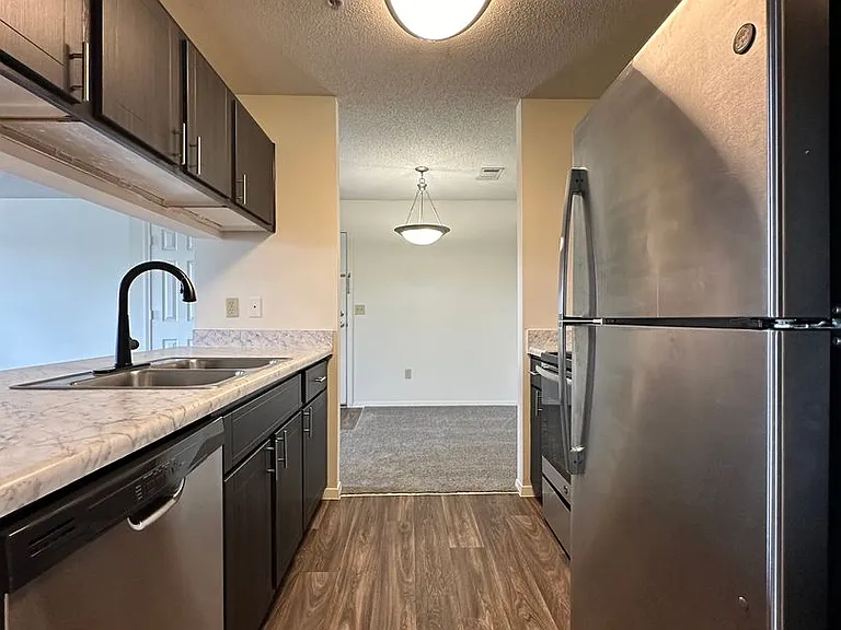 Hamilton at Turman Farms Apartments — Photo 28