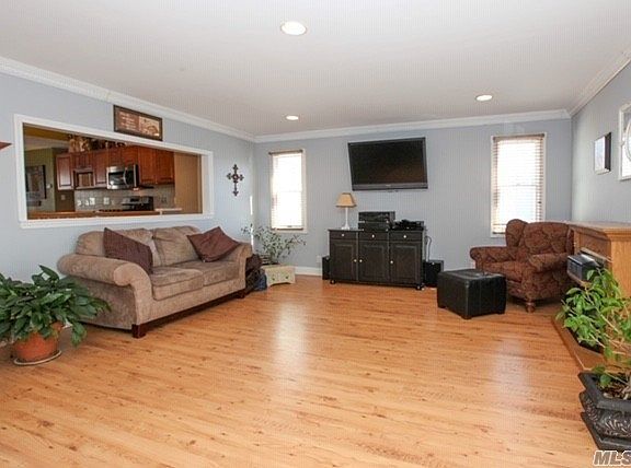 2nd image of 55 Lynda Dr