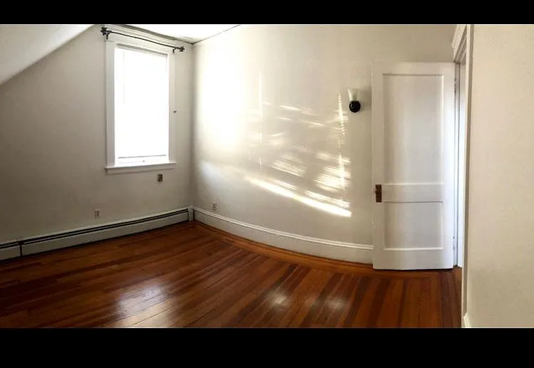 51 Crandall St — Photo 4