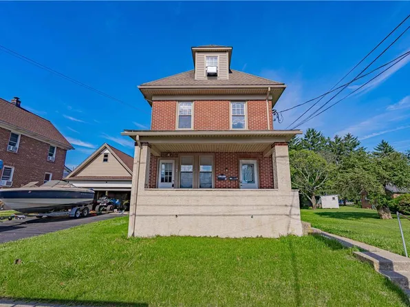 725 Northampton St, Hellertown, PA 18055