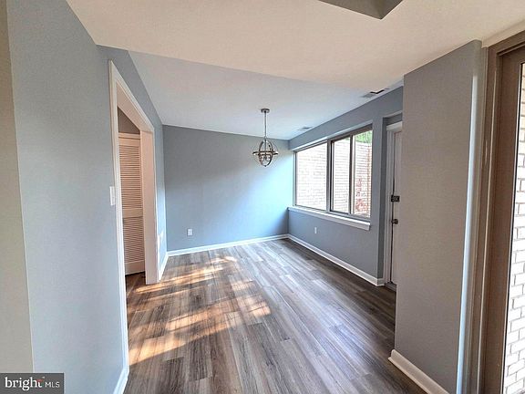 4th image of 2515 Baltimore Rd APT 2