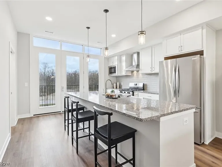 11218 N Park Pl — Photo 12