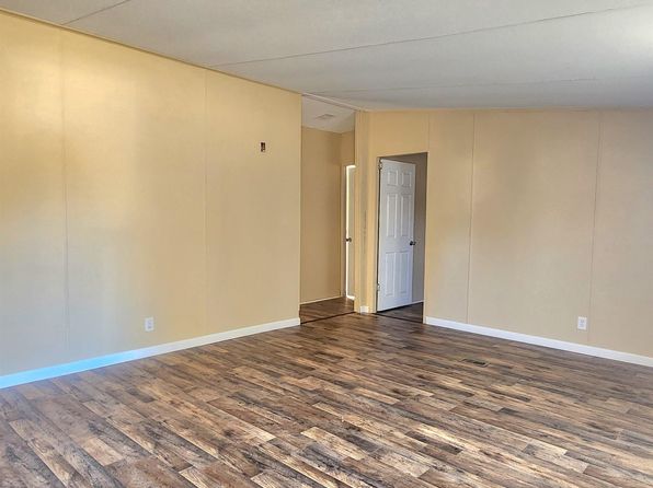 619 Franway Dr, Darlington, SC 29532
