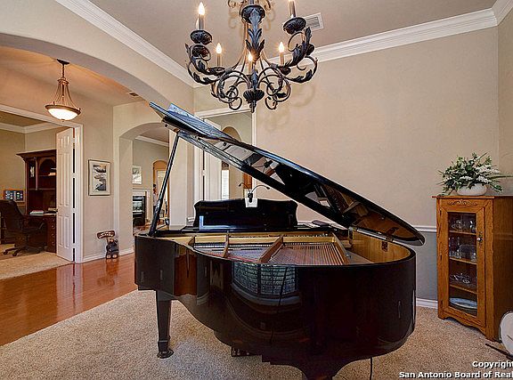 5th image of 18355 Emerald Oaks Dr