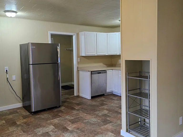 2531 Stephenson Ave #A — Photo 9