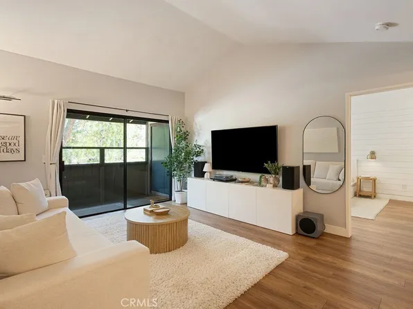 20702 El Toro Rd APT 390, Lake Forest, CA 92630