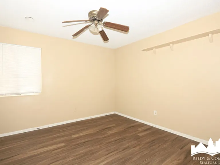 2835 Toehill Cv — Photo 14