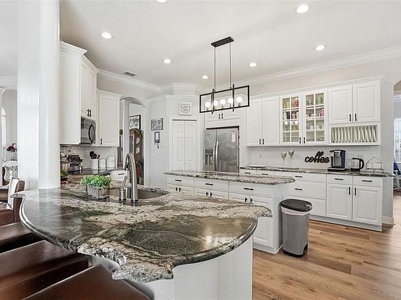 5th image of 13464 Satinwood Ct