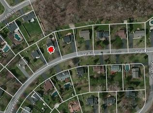 14 Lee Rdg, Baldwinsville, NY 13027