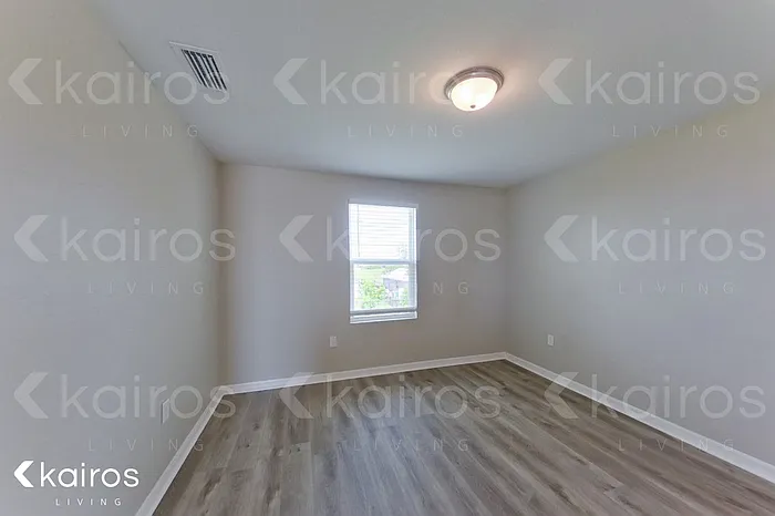 1126 NW 4th Ave — Photo 9