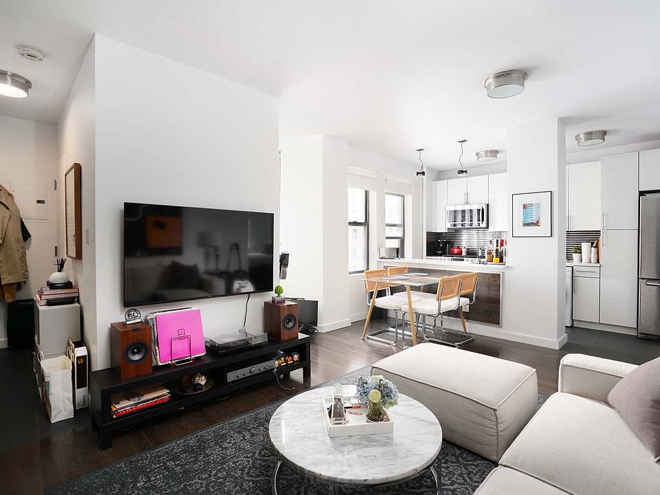 1st image of 210 W 10th St APT 5F