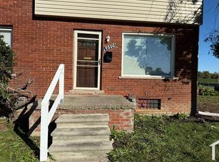 9500 Stahelin Ave, Detroit, MI 48228