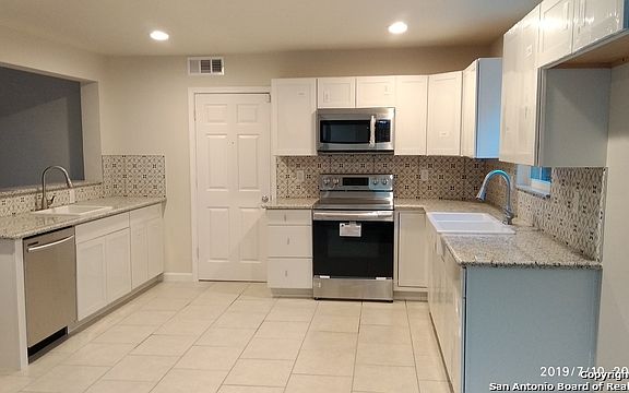 5th image of 4501 Buckmoor St