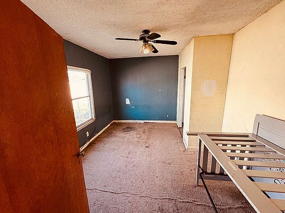2nd image of 125 E 12th St