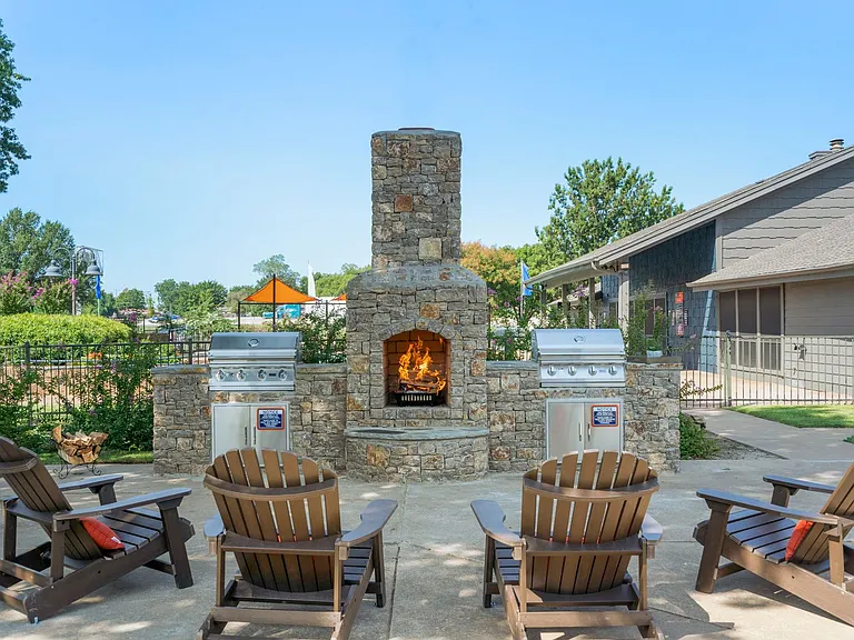 Echo Trail Apartments - Lease Today & Save $300 OFF Move-In Costs! — Photo 87